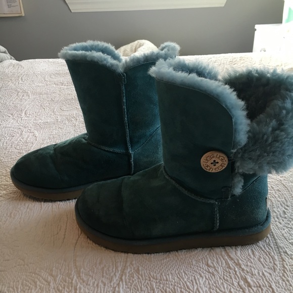UGG Shoes - Blue Bailey Button UGGS